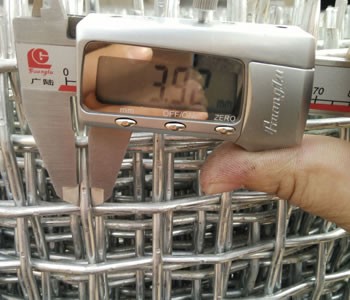 编织钢丝网